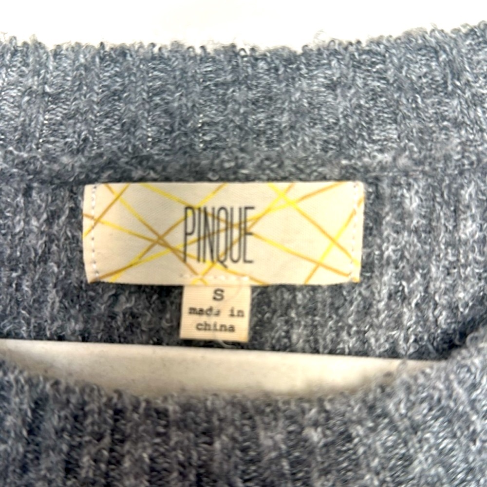 Pinque Color Block Crew Neck Sweater - Picture 3 of 3